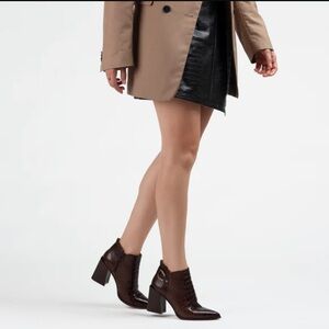 Felipe Rivera leather ankle boots size 8